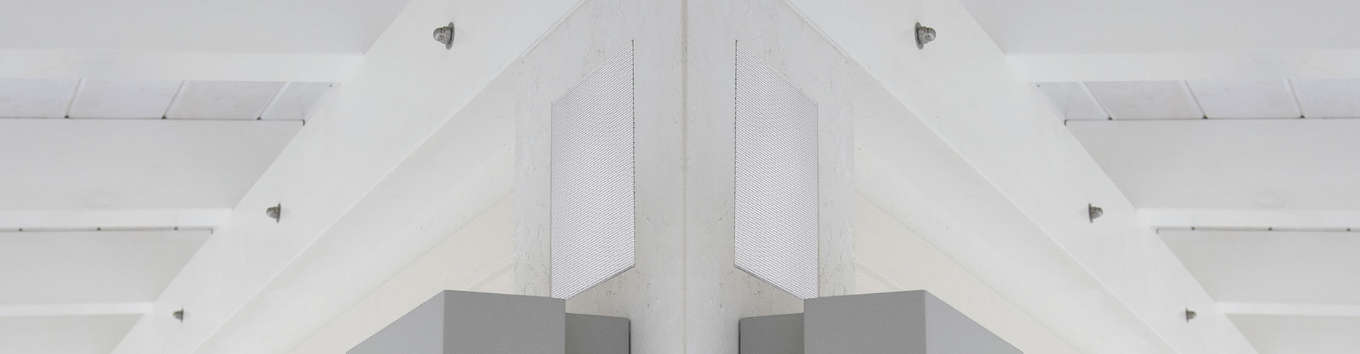 speakers for outdoor Garvan SIR22M